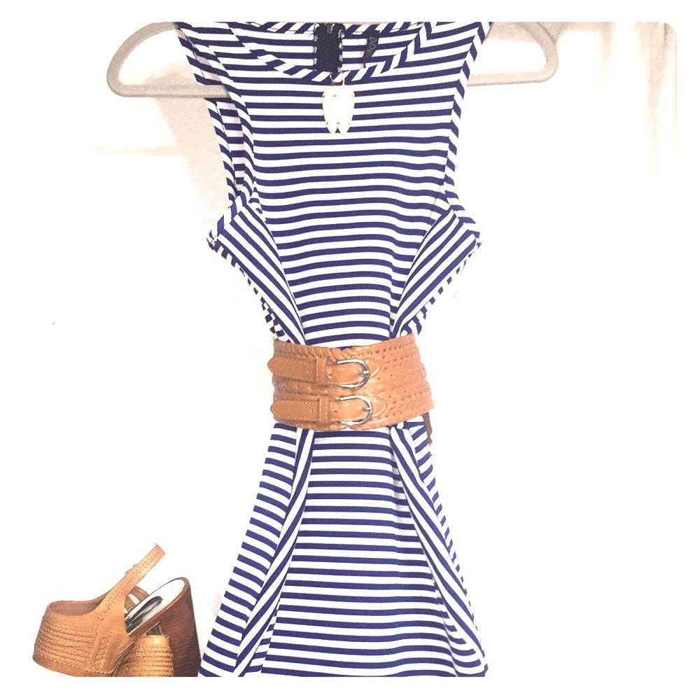 MINI DRESS